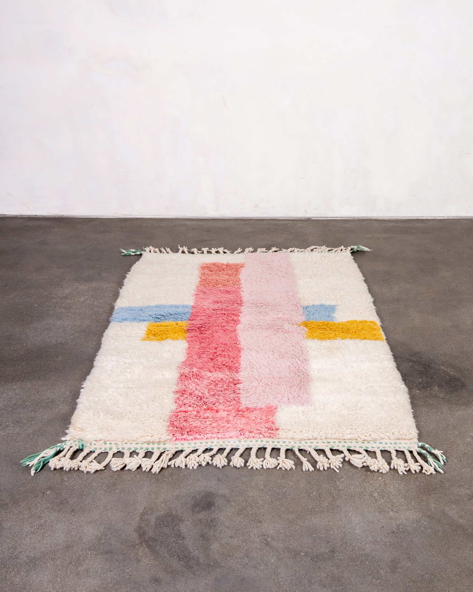 Modern designer handcrafted Berber rug from morocco Beniourain with beautiful colors and patterns